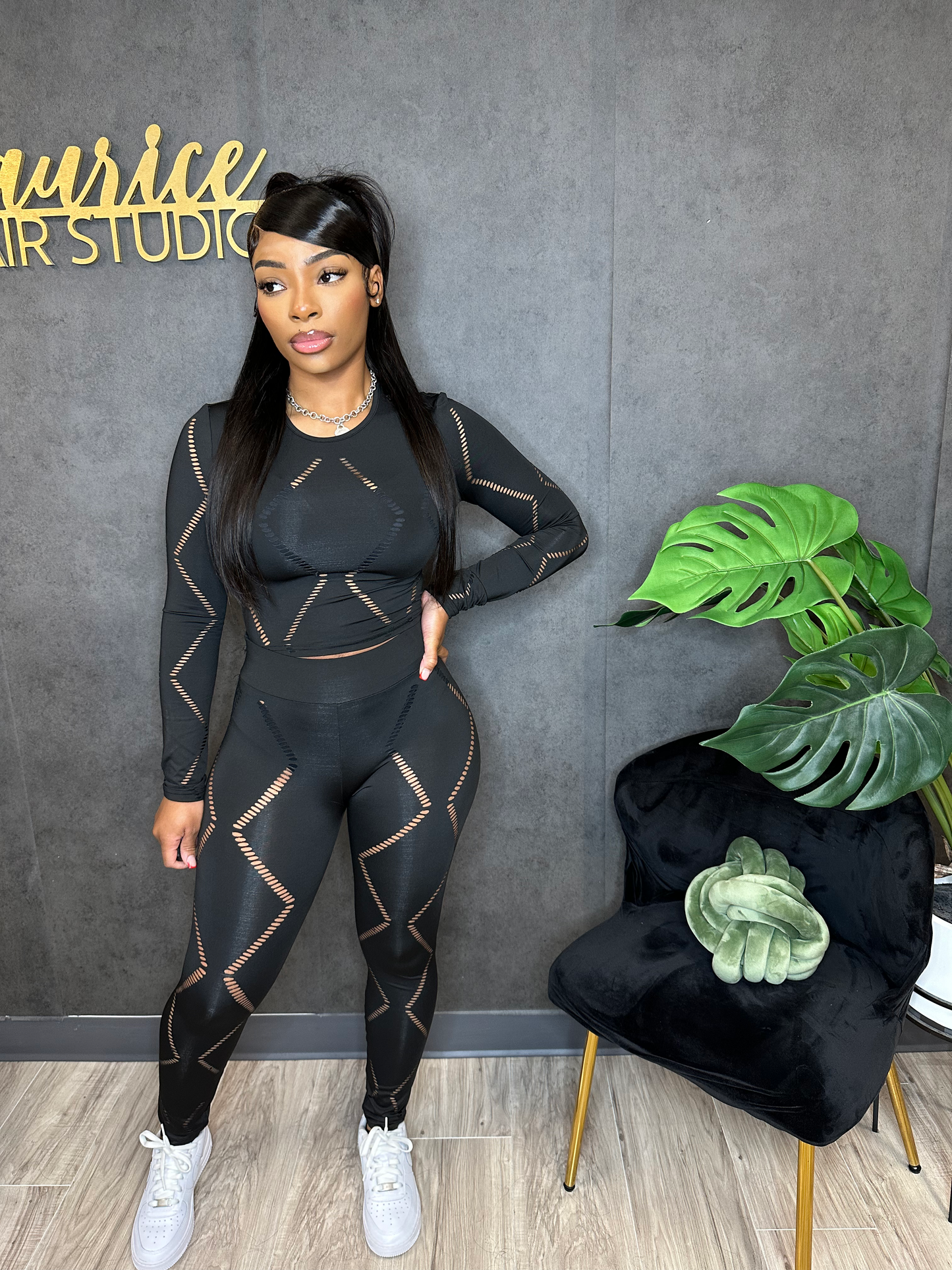 “MAKE IT HAPPEN” BLACK SET